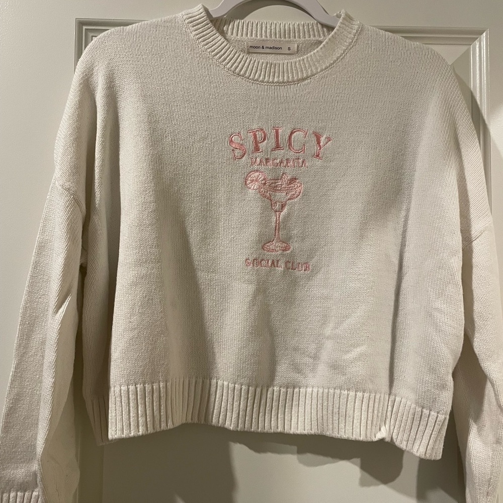 Moon & Madison Cream and Pink Crew Neck Sweater